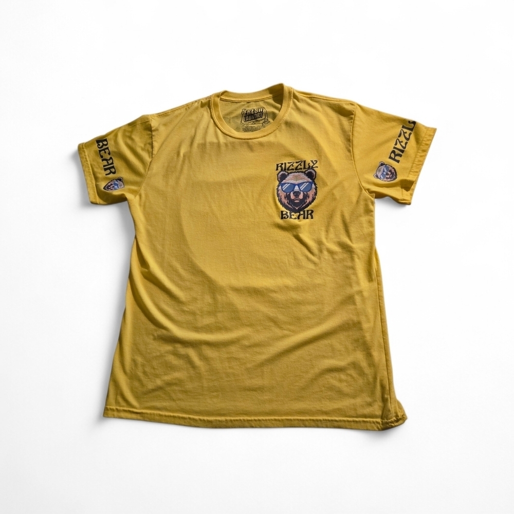 Fresh Laundry Rizzly Bear w/ Sunglasses Fun Whimsical Quirky Bold Yellow Tee XL - Picture 5 of 8